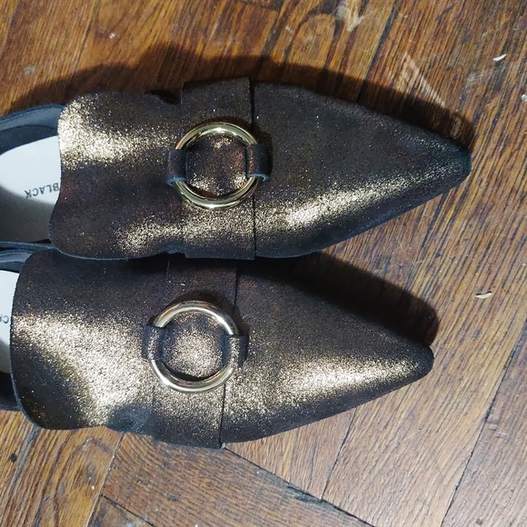 Shoes - Picture 7 of 7